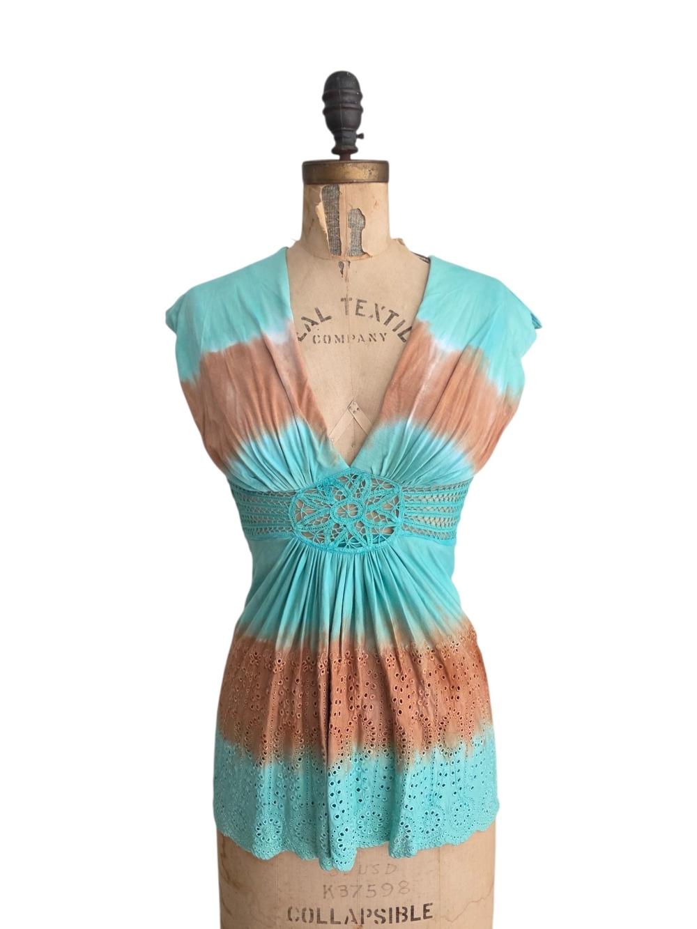 Sky Tie Dye Crochet Eyelet V Neck Top Blue Tan S
